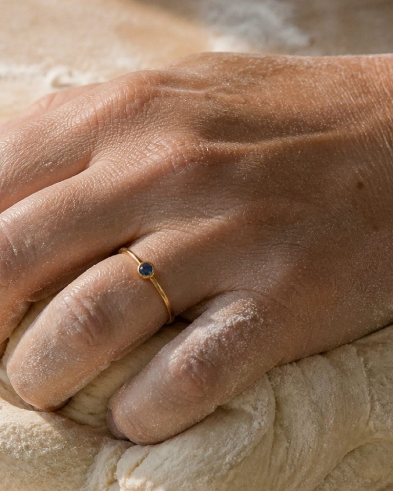 Low set rings for working hands