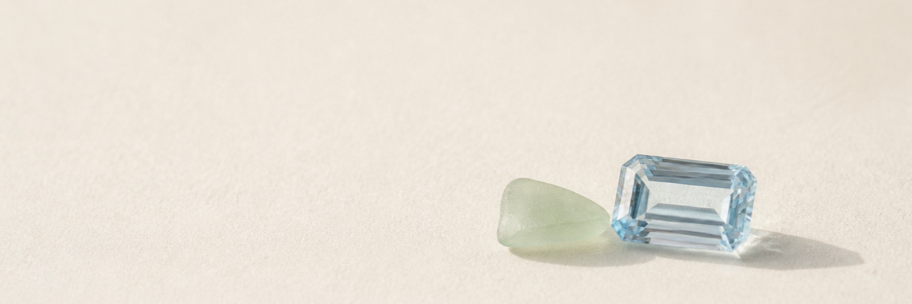 Aquamarine jewelry category vitrine