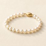 The Pearl Bracelet