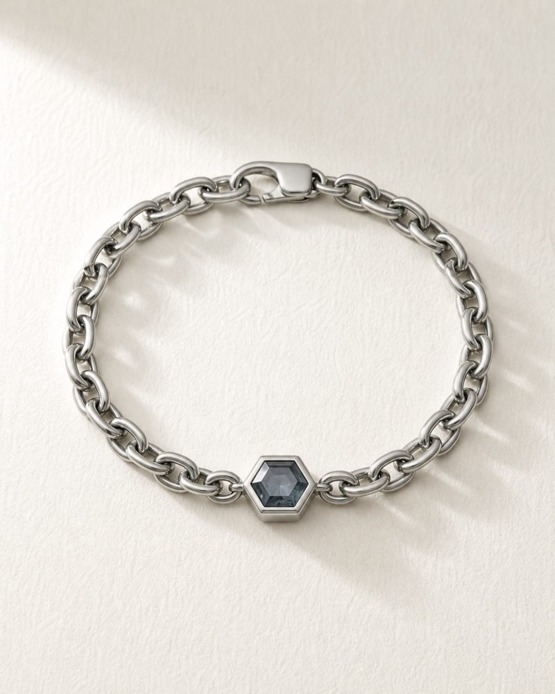 The Spinel Chain