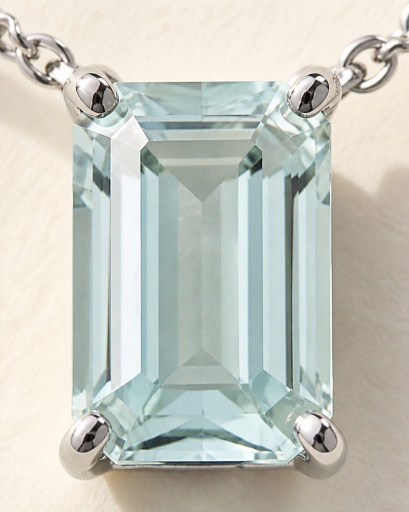 The Aquamarine Pendant, view 3